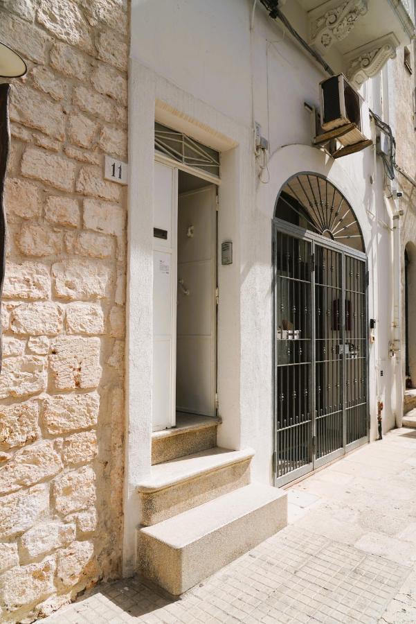 オストゥーニ Domus Magistri - A Pochi Passi Dal Centro Storicoヴィラ エクステリア 写真